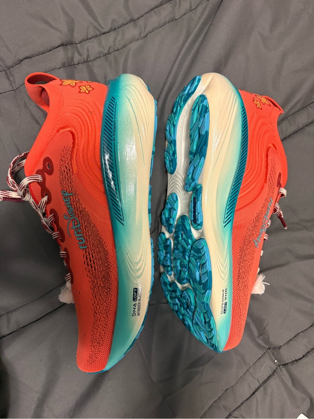 Moana GTS adrenaline 25 Women’s Athletic Shoes New 9.5 Wide - Picture 4 of 5